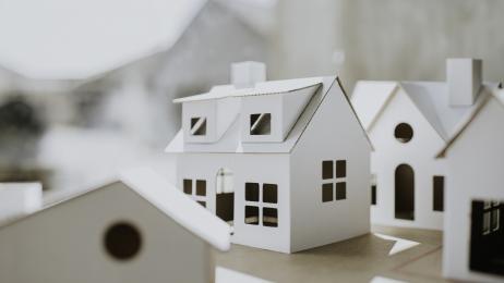 Esto es lo que dice la ley sobre si te meterás en líos o no al alquilar tu casa a tu propio hijo o hija