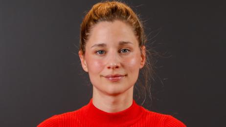 Giulia Enders, médica y divulgadora: "No tengamos miedo a virus y bacterias, la mayoría no nos hacen nada"