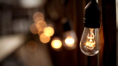 Precio de la luz hoy y mañana por horas: así está evolucionando la electricidad esta primavera