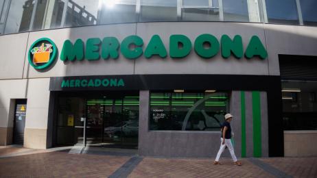 La paradoja de Mercadona: gana menos por cada producto vendido que Eroski, Consum o Dia pero arrasa en rentabilidad a todos