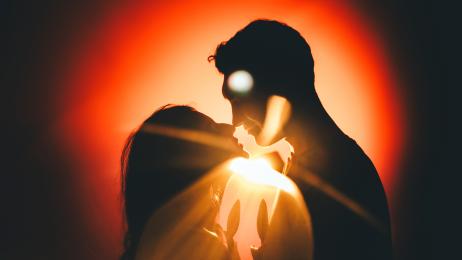 Hacemos la guerra y no el amor: los españoles discutimos siete veces más de lo que tenemos sexo