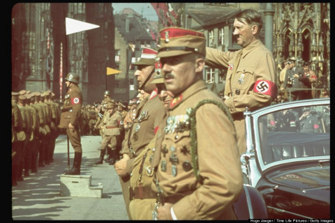 Fotograf as De Hitler En Color cuando No Exist a Instagram fotograf-as-de-hitler-en-color-cuando-no-exist-a-instagram