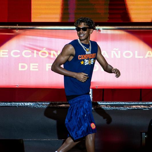 Lamine Yamal, en la celebración de la selección en Cibeles