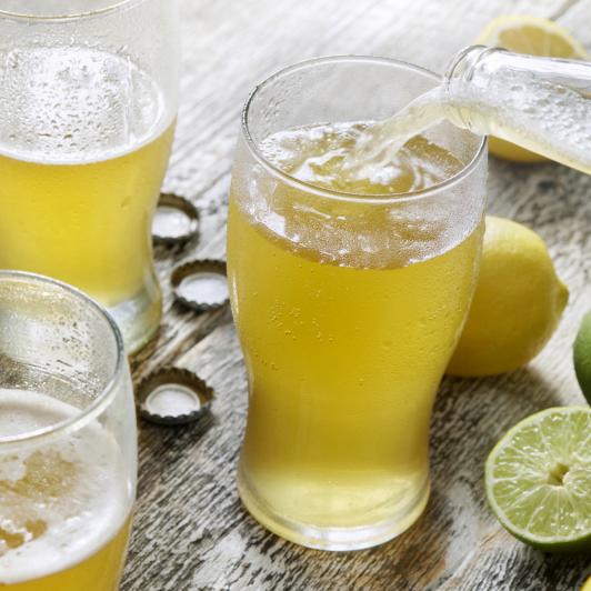 Cerveza con limón.