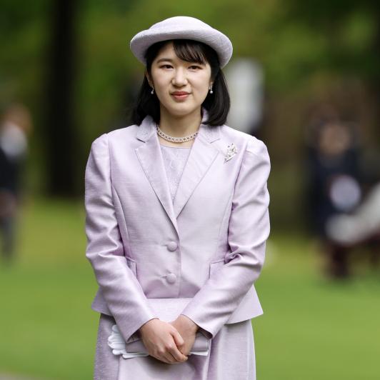 Aiko de Japón en una fiesta de primavera en los jardines de Akasaka en Tokyo