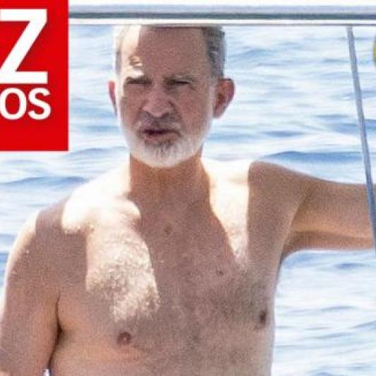 Felipe VI, en bañador en la portada de 'Diez Minutos'.