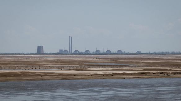 Vista de la central nuclear de Zaporiyia (Ucrania).