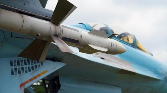 Imagen de archivo de un misil de crucero ruso, cargado en un caza.