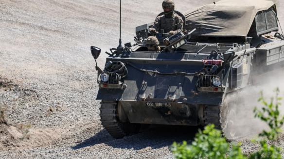 Militares británicos y americanos en unos ejercicios militares de la OTAN en Polonia.