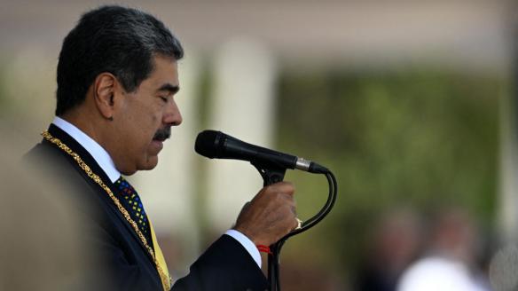 Nicolás Maduro, pensativo en uno de sus actos por su toma de posesión