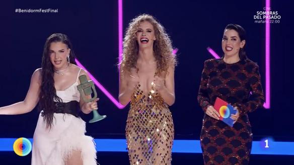 Inés Hernand, Paula Vázquez y Ruth Lorenzo, en la final del Benidorm Fest.