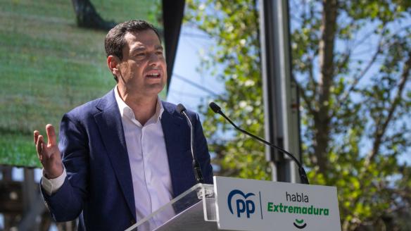 Juanma Moreno Bonilla, durante uno de los actos de campaña