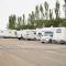 Un aparcamiento de autocaravanas en España.
