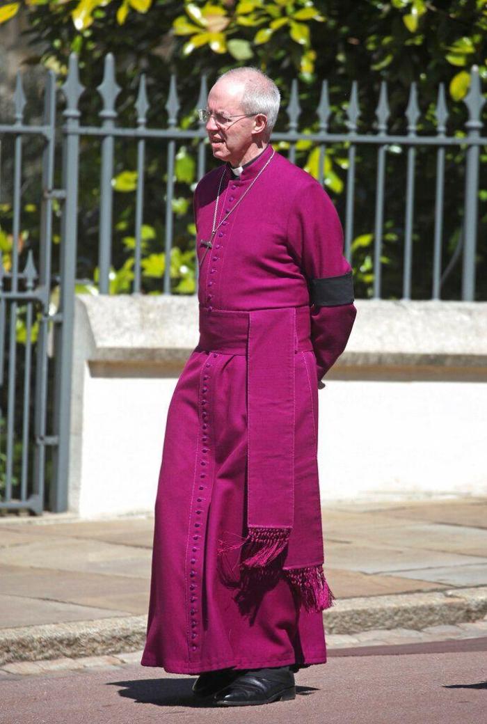 La soledad de Isabel II y el acercamiento entre Guillermo y Harry: así ha sido el funeral de Felipe de Edimburgo