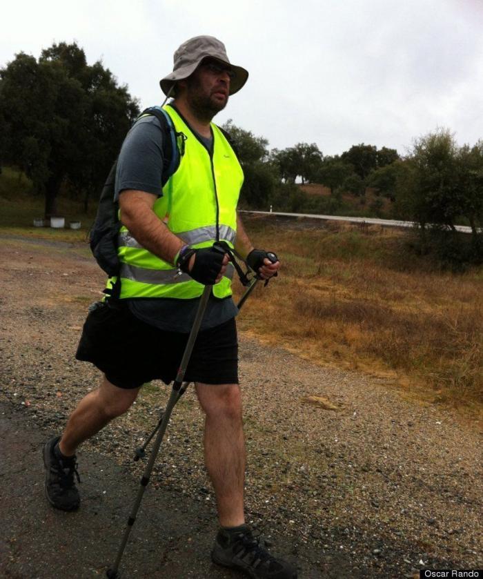Vende su grasa corporal para salvar a ONG