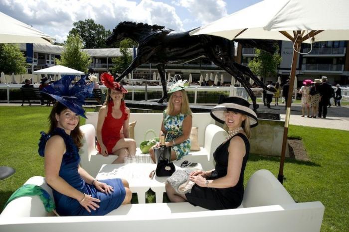 Ascot 2012: tocados, sombreros extravagantes y "policía de la moda"