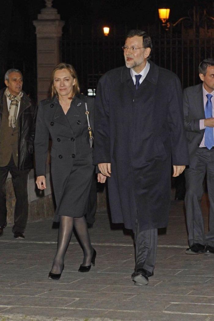 Elvira Fernández, Viri: la mujer de Rajoy reaparece de blanco (FOTOS)