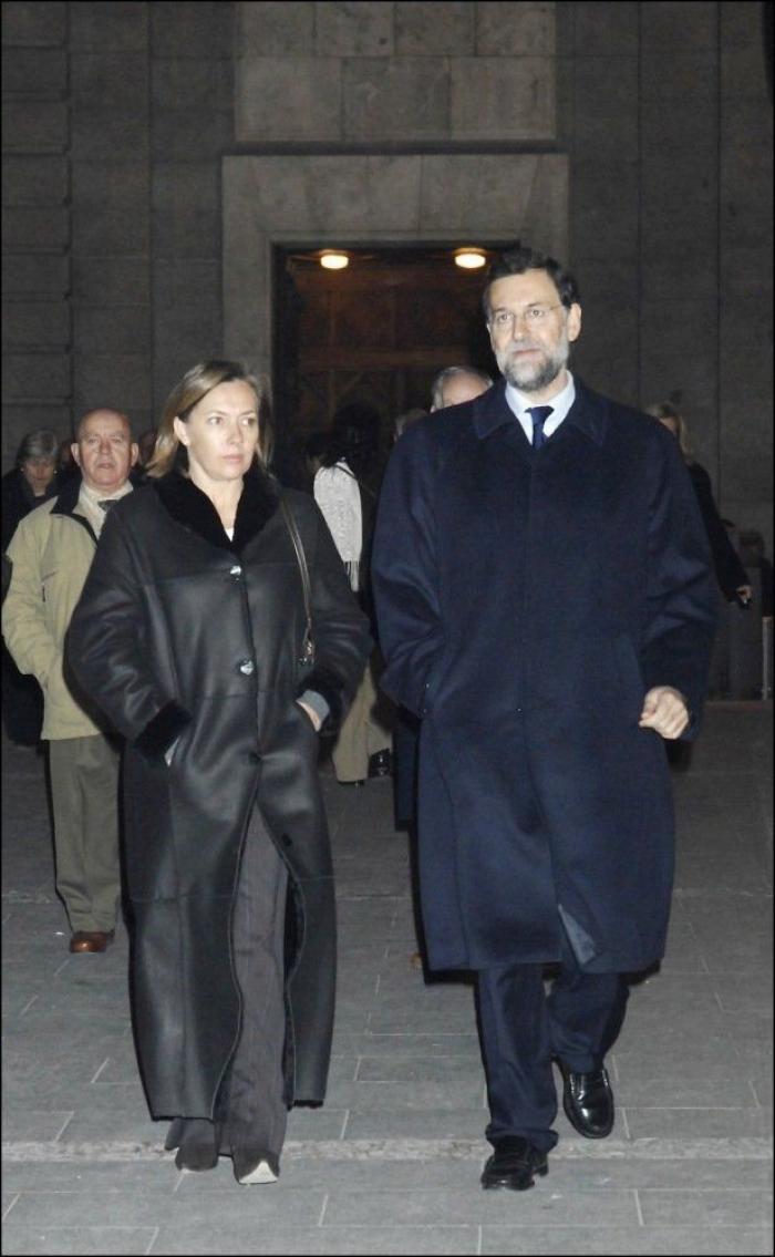 Elvira Fernández, Viri: la mujer de Rajoy reaparece de blanco (FOTOS)