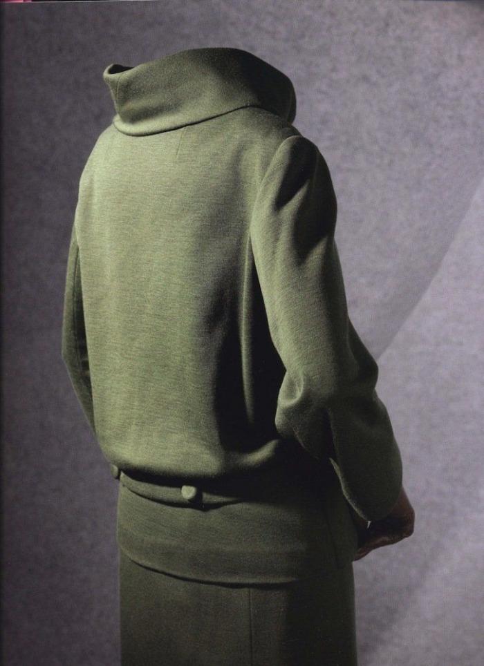 Balenciaga por Outumuro: "Mirar y pensar Balenciaga" llega al Museo del Traje de Madrid (FOTOS)