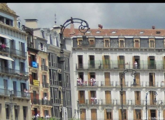 San Fermín comienza en Pamplona con el lanzamiento del chupinazo (FOTOS Y VÍDEO)