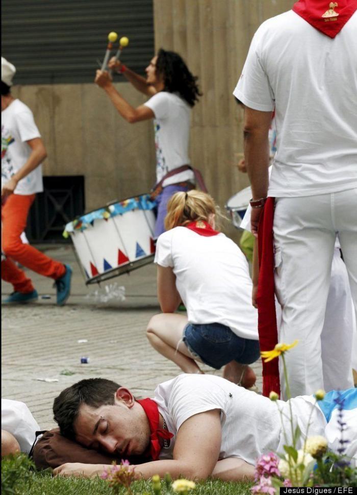 Rápido, emocionante y con tres heridos por asta de toro: Así ha sido el primer encierro de San Fermín