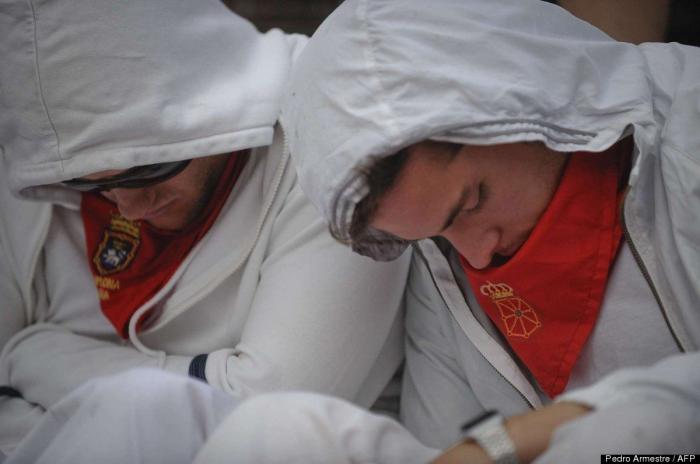 Rápido, emocionante y con tres heridos por asta de toro: Así ha sido el primer encierro de San Fermín