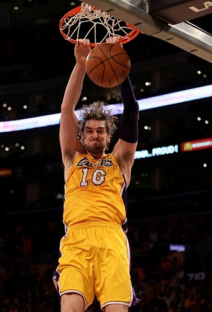 Lambán responde al "catalán Pau Gasol" tras sus palabras: "Debería informarse mejor"