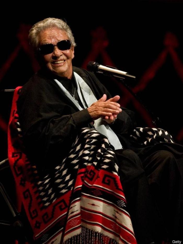Chavela Vargas recibe el alta médica en Madrid y quiere regresar a México