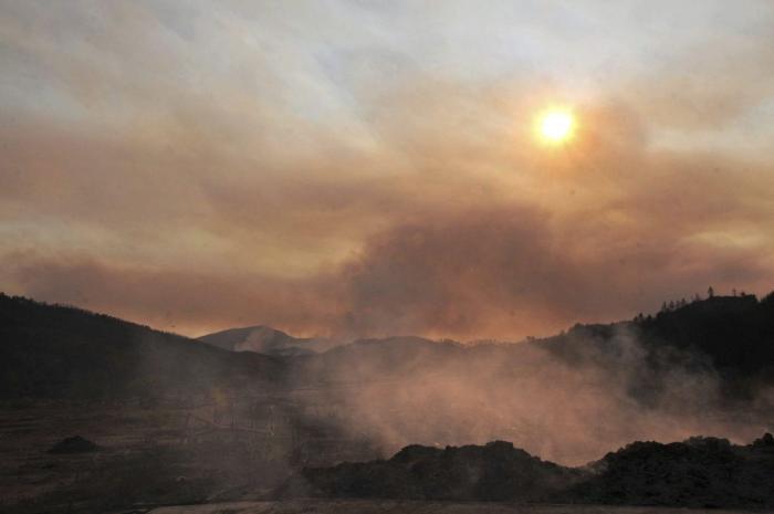 Incendio en Girona: el foco entre Terrades y Boadella, controlado