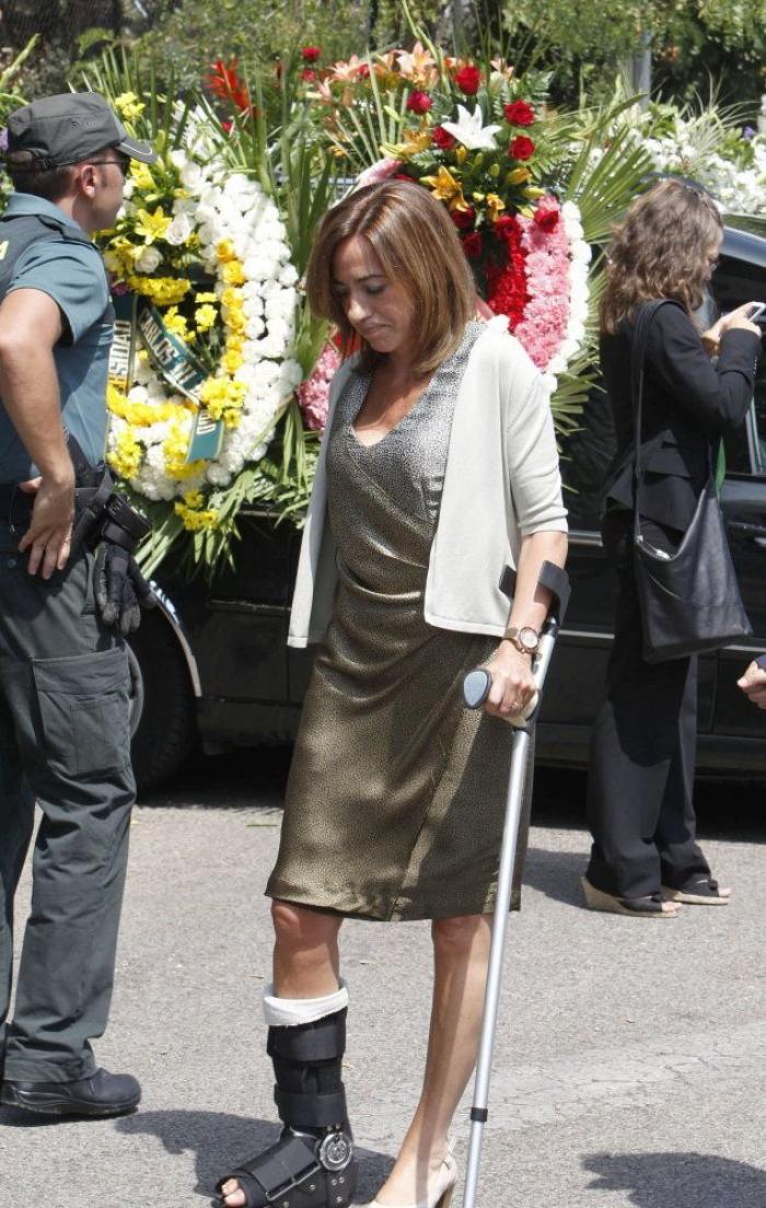 El príncipe Felipe visita la capilla ardiente de Peces-Barba, un "ejemplo en tiempos difíciles" (FOTOS)