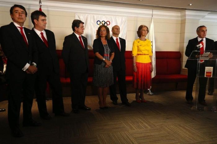 Spoiler real en las Olimpiadas 2012: la reina Sofía lleva el uniforme olímpico español de la inauguración (FOTOS)