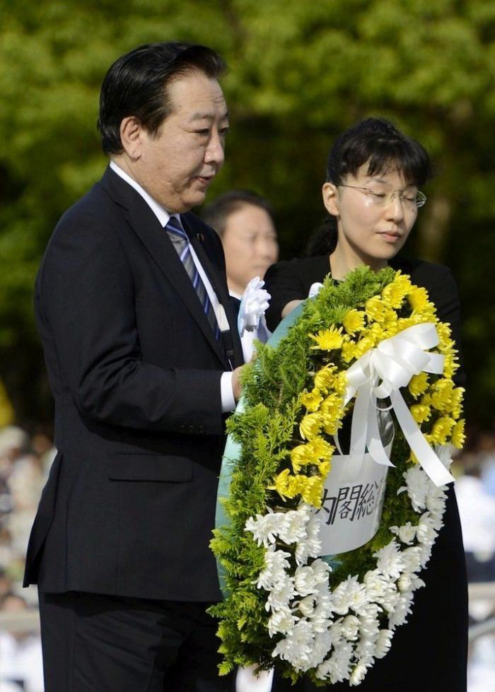 Pedro Sánchez la lía en Twitter con su homenaje a Hiroshima: la clave está en la foto