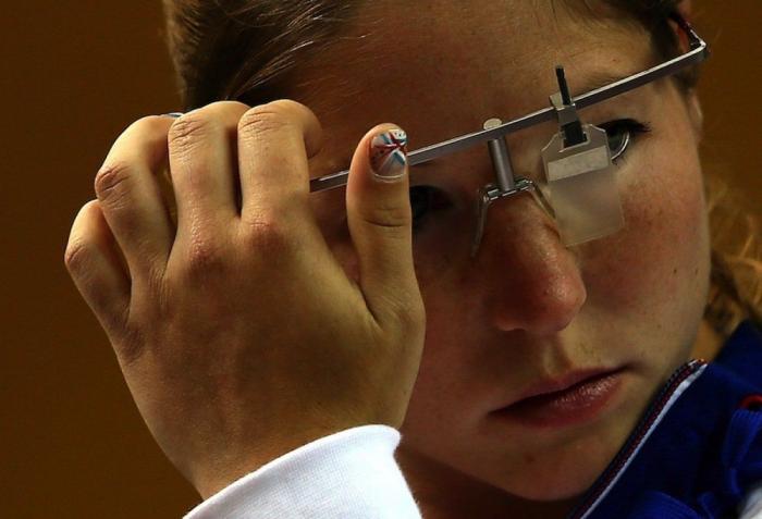 España pide a Europa prohibir la venta al público de esmalte de uñas permanente por sus efectos