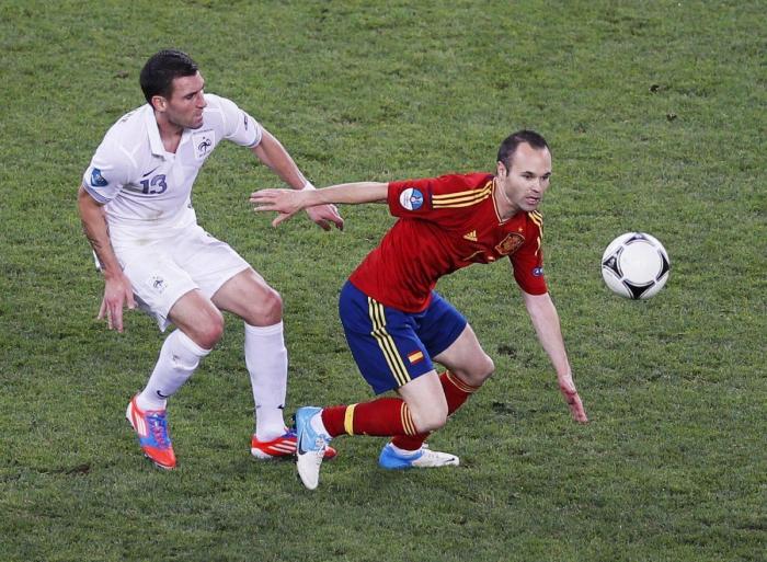 España-Francia: A semifinales sin lucimiento (2-0)