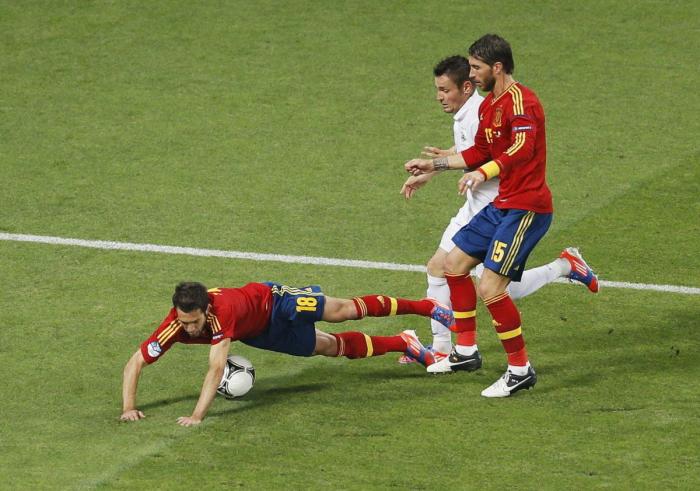 España-Francia: A semifinales sin lucimiento (2-0)