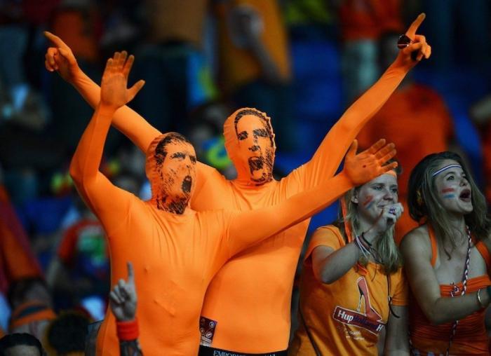 El público más raro de la Eurocopa: no solo de Shakiras viven las gradas (FOTOS)