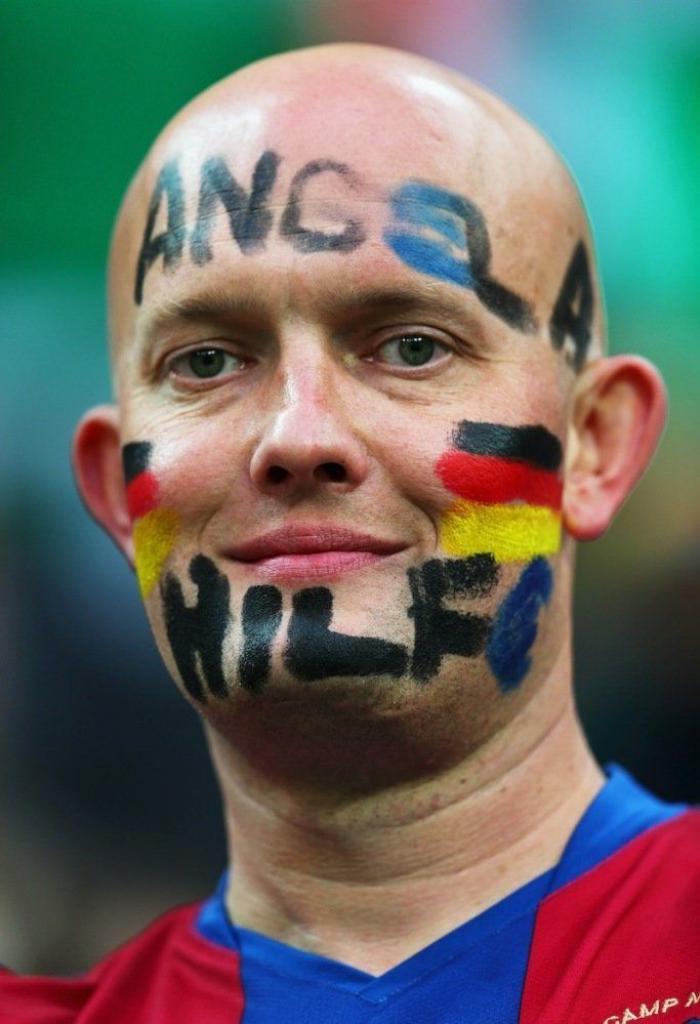 El público más raro de la Eurocopa: no solo de Shakiras viven las gradas (FOTOS)