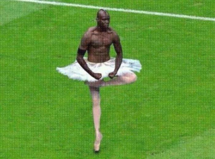 Montajes de Balotelli: sus mejores peores 'photoshops' (FOTOS)