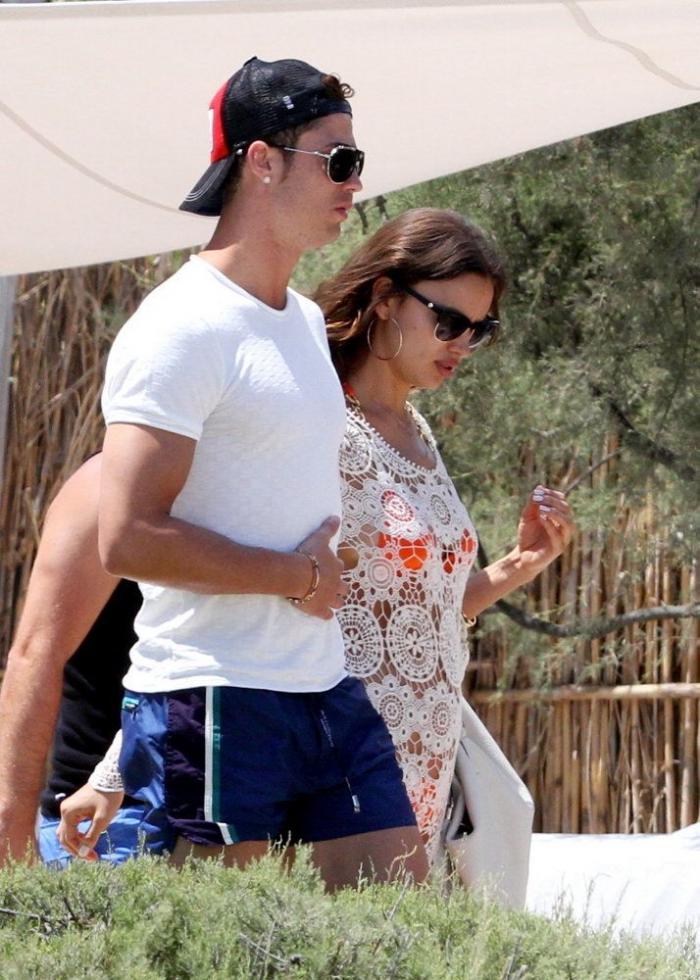 Cristiano Ronaldo e Irina Shayk: vacaciones en yate en Saint Tropez (FOTOS)