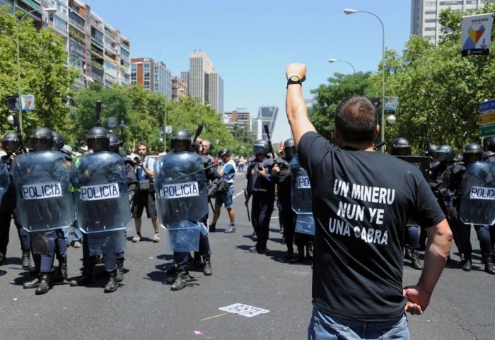 La fiesta minera en Madrid acaba con cargas policiales y ocho detenidos (VÍDEOS, FOTOS)