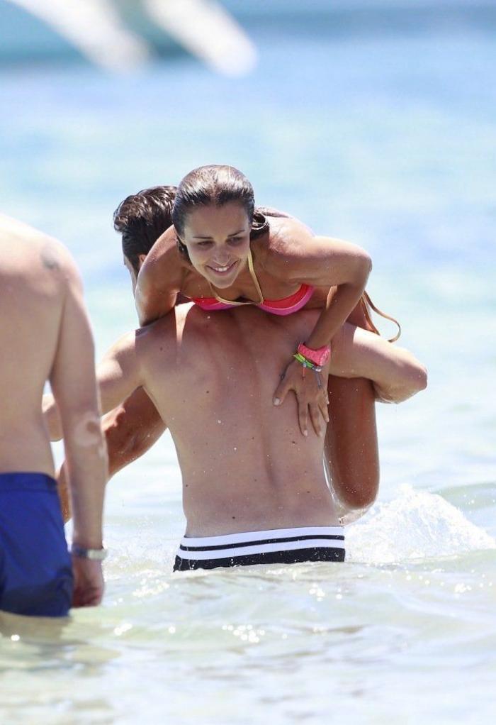 David Bustamante, Paula Echevarría: en la playa luciendo tipazo (FOTOS)