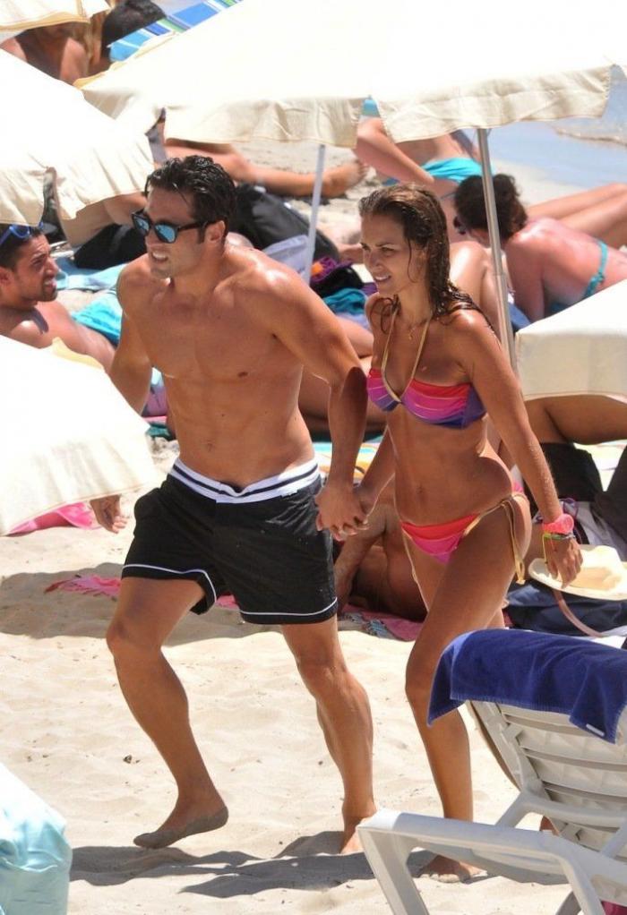 David Bustamante, Paula Echevarría: en la playa luciendo tipazo (FOTOS)
