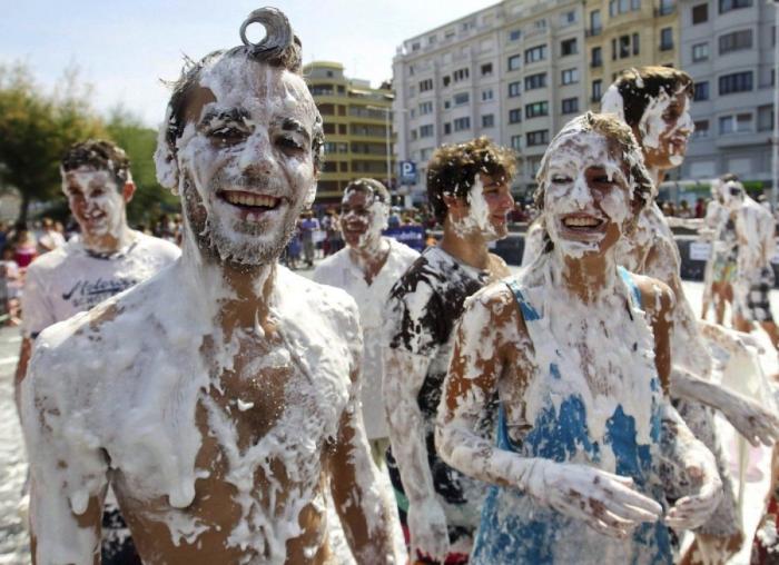 Las mejores fiestas de pueblo de España: ¡Participa en la #guerradefiestas y sube tus fotos! (FOTOS)