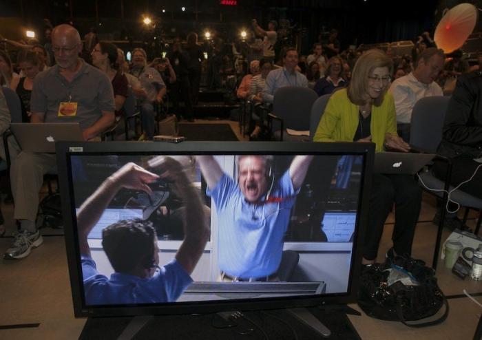 Los ingenieros de Curiosity: quiénes son esos hombres de azul de la NASA (FOTOS)