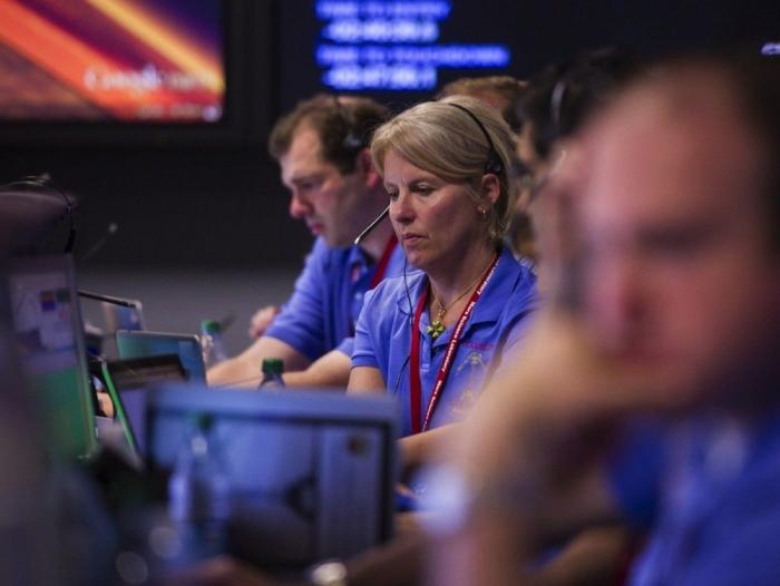 Los ingenieros de Curiosity: quiénes son esos hombres de azul de la NASA (FOTOS)