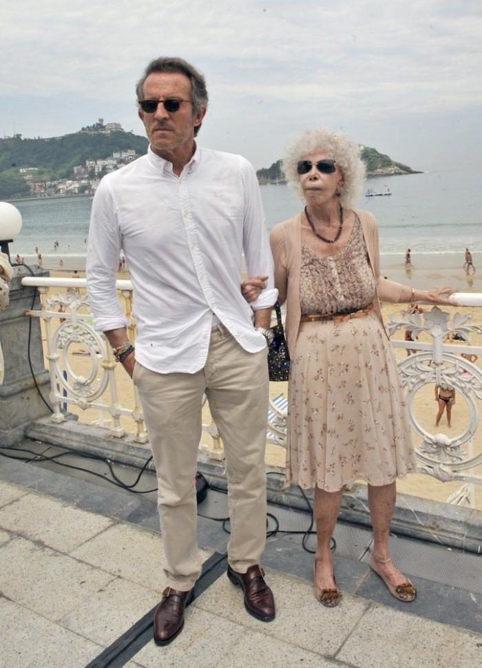 Duquesa de Alba en biquini: triunfa en la prensa de Estados Unidos (FOTOS)