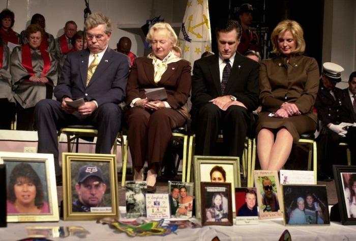 Ann Romney de rojo: la esposa de Mitt Romney también se viste con el color del poder (FOTOS)