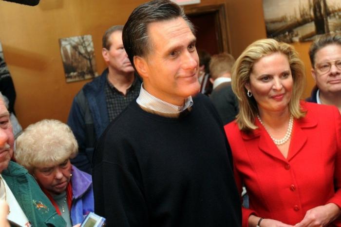 Ann Romney de rojo: la esposa de Mitt Romney también se viste con el color del poder (FOTOS)