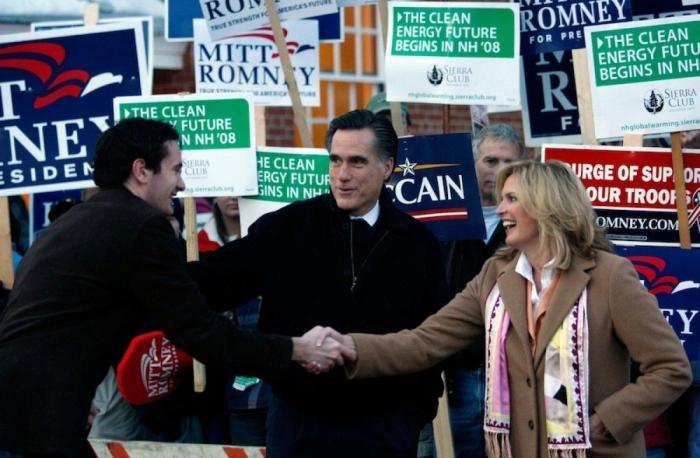 Ann Romney de rojo: la esposa de Mitt Romney también se viste con el color del poder (FOTOS)
