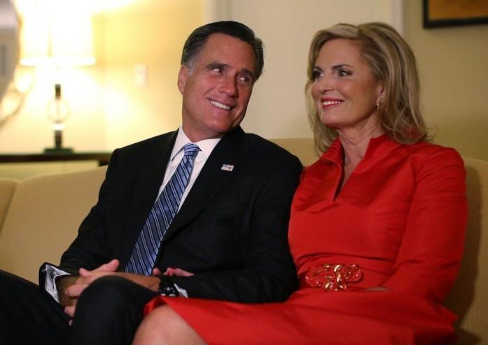 Ann Romney de rojo: la esposa de Mitt Romney también se viste con el color del poder (FOTOS)
